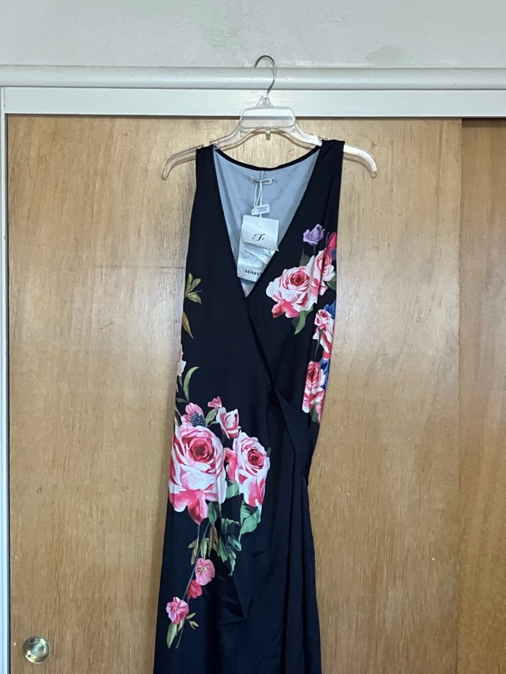 Fehaute Dress - Picture 3 of 4
